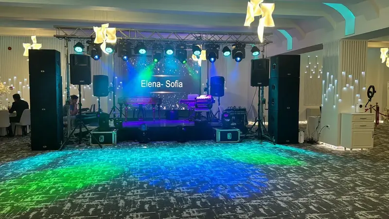 Scenă botez Elena Sofia cu lumini ambientale, sistem PA complet și ecran LED